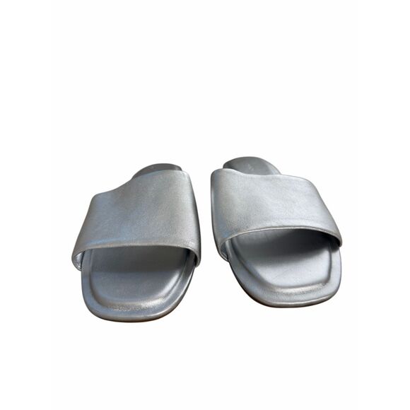 Nordstrom Caryl Slide Sandal Silver Size 6 Leather Sandals - Picture 3 of 7